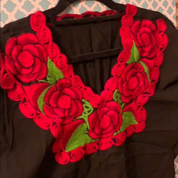 MEXICANA Traditional Blouse - Picture 2 of 7